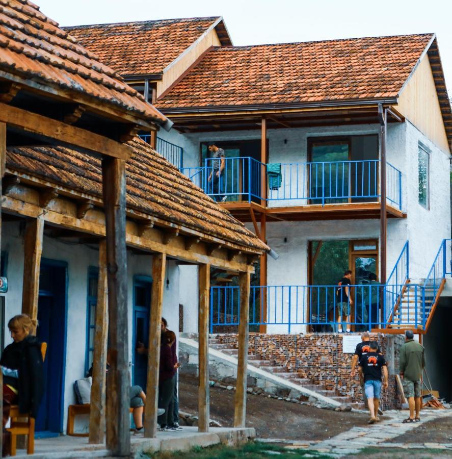 Hotel Arevi Gosh Exterior photo
